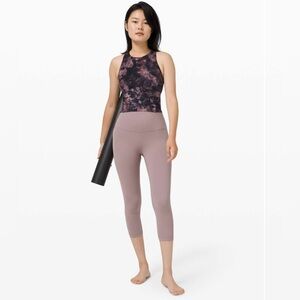 Lululemon Align High-Rise Crop 21"
Violet Verbena Purple Gray Leggings Sz 4